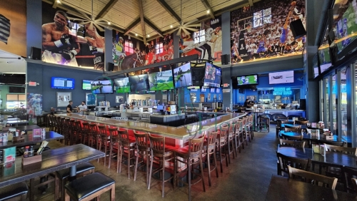 Bokampers-Sports-Bar-Grill-010