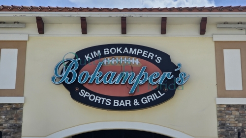 Bokampers-Sports-Bar-Grill-032