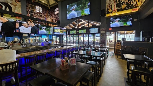 Bokampers-Sports-Bar-Grill-034