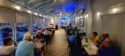 Dockside-Waterfront-Grill-in-Venice-Florida-011