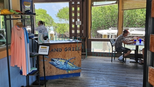 Island-Grill-003