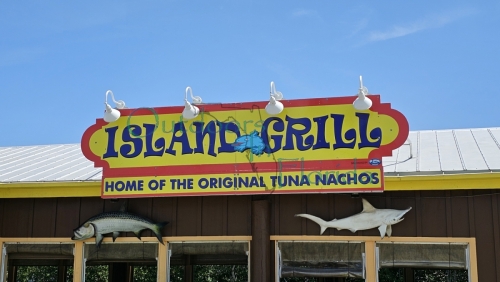 Island-Grill-Sign