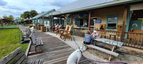 Jiggs-Landing-Outpost-in-Bradinton-Florida-045