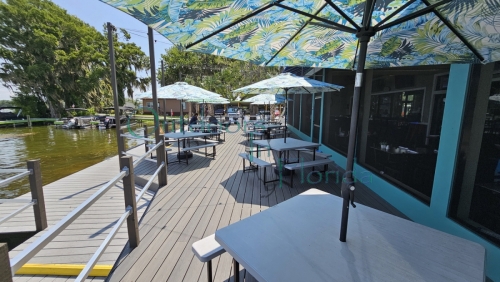 Lake-Eustis-Waterfront-Grille-006