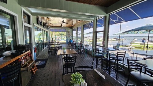 Lake-Eustis-Waterfront-Grille-013