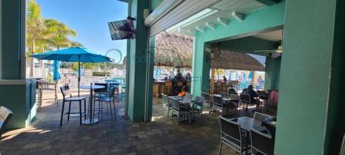 The-Island-Grill-and-Raw-Bar-0028